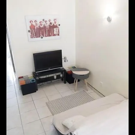 T1 Proximite De Montpellier. Apartment Juvignac